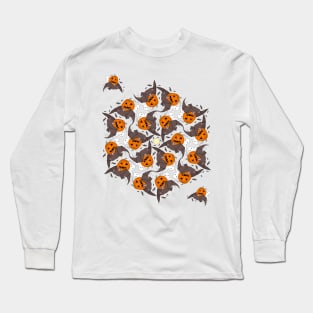 Halloween flight of bats, ghosts, and Jack-o'-lantern pumpkins Long Sleeve T-Shirt